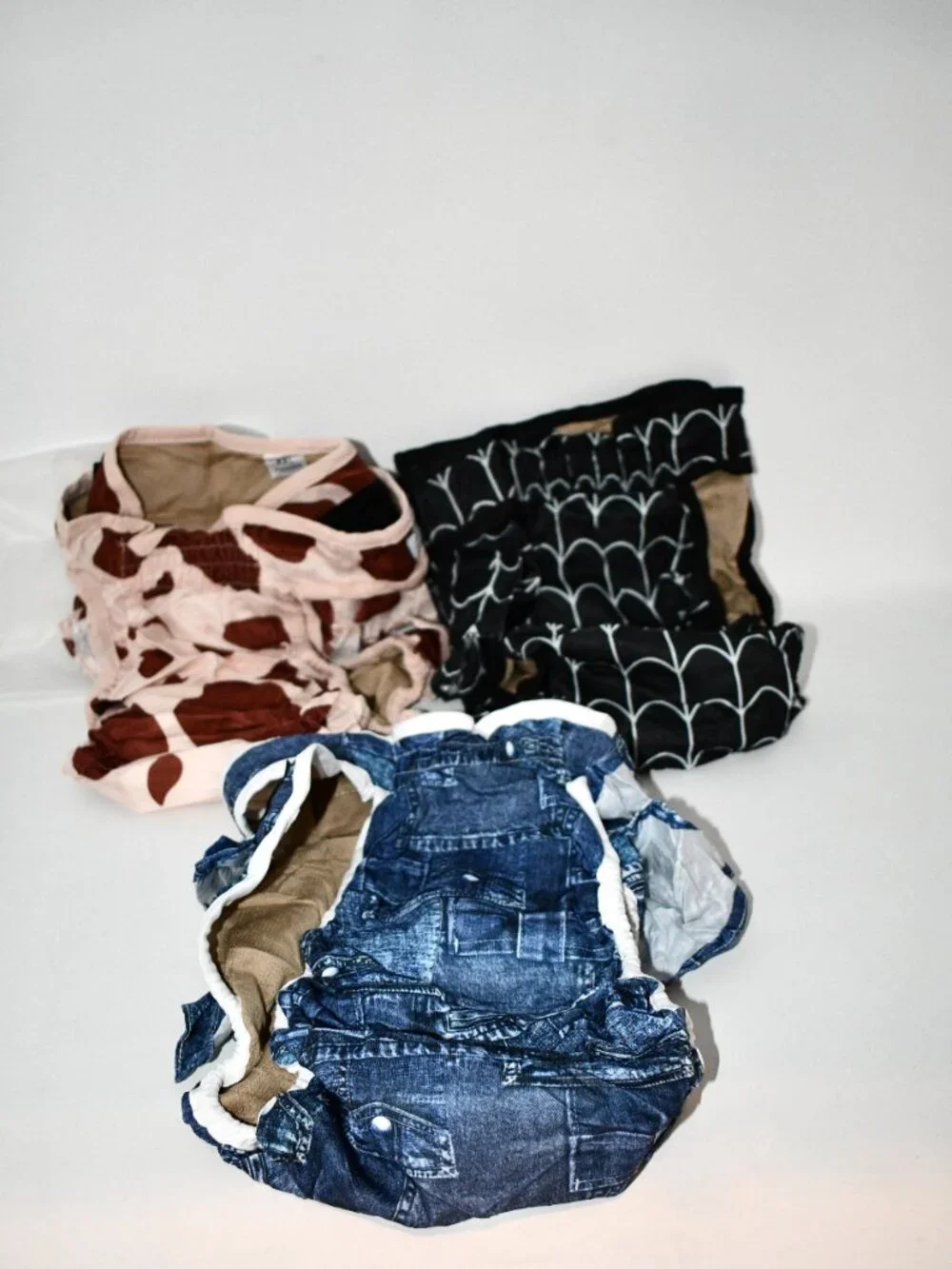 VUNCESSIN Reusable Female Dog Diapers Medium Washable 3 Pack NWT